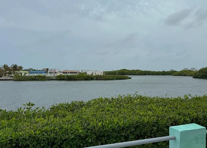 18 At Maralaguna Villa San Pedro (Ambergris Caye)